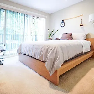 温暖的家 Vancouver