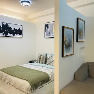 Beautiful Downtown, Mins To Rogers Arena, Stadium, Restaurants, Shops Vancouver