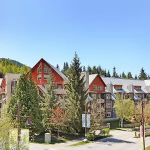  Apartment Placid By Whiski Jack Canada